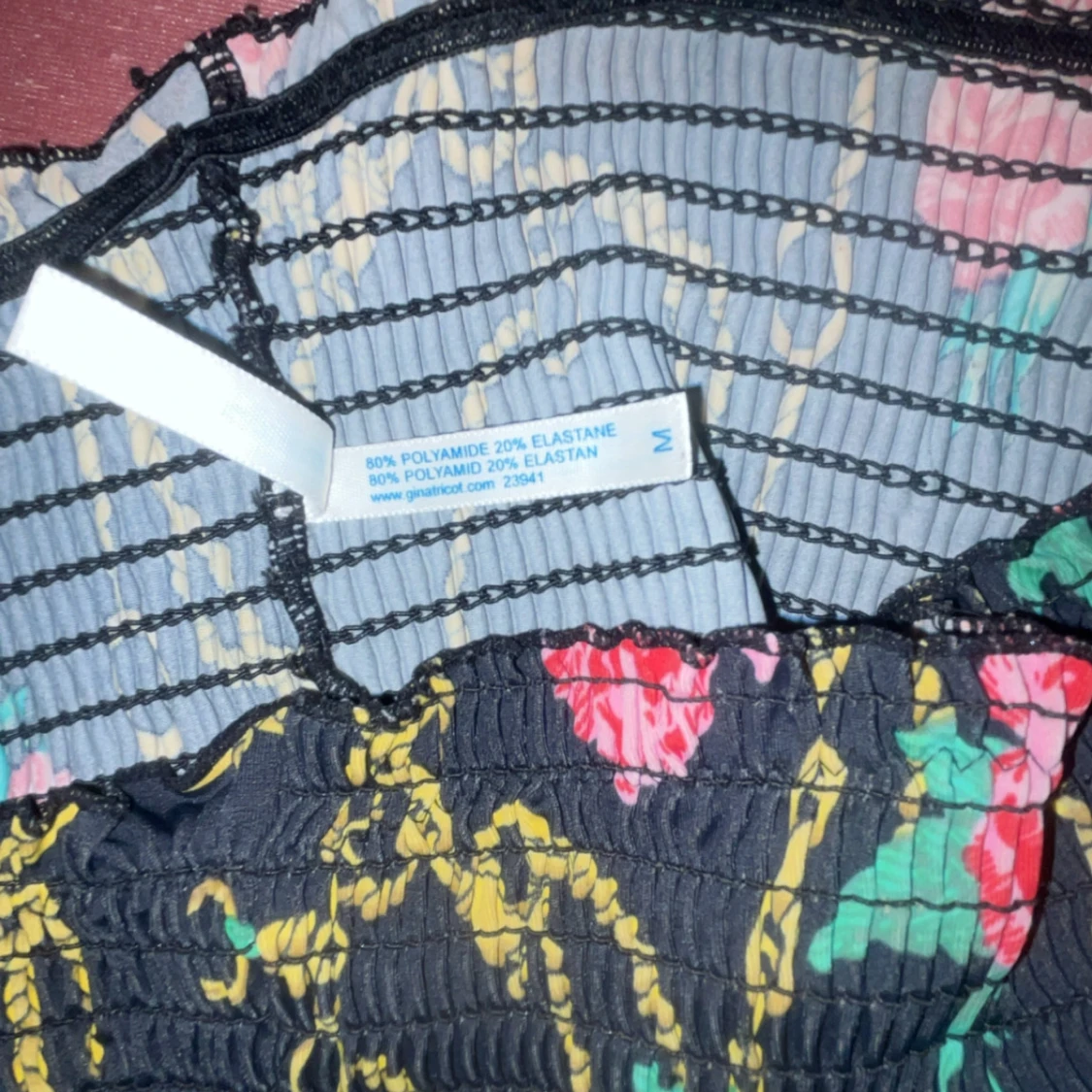 Mönstrad tubtopp från Gina Tricot - 2