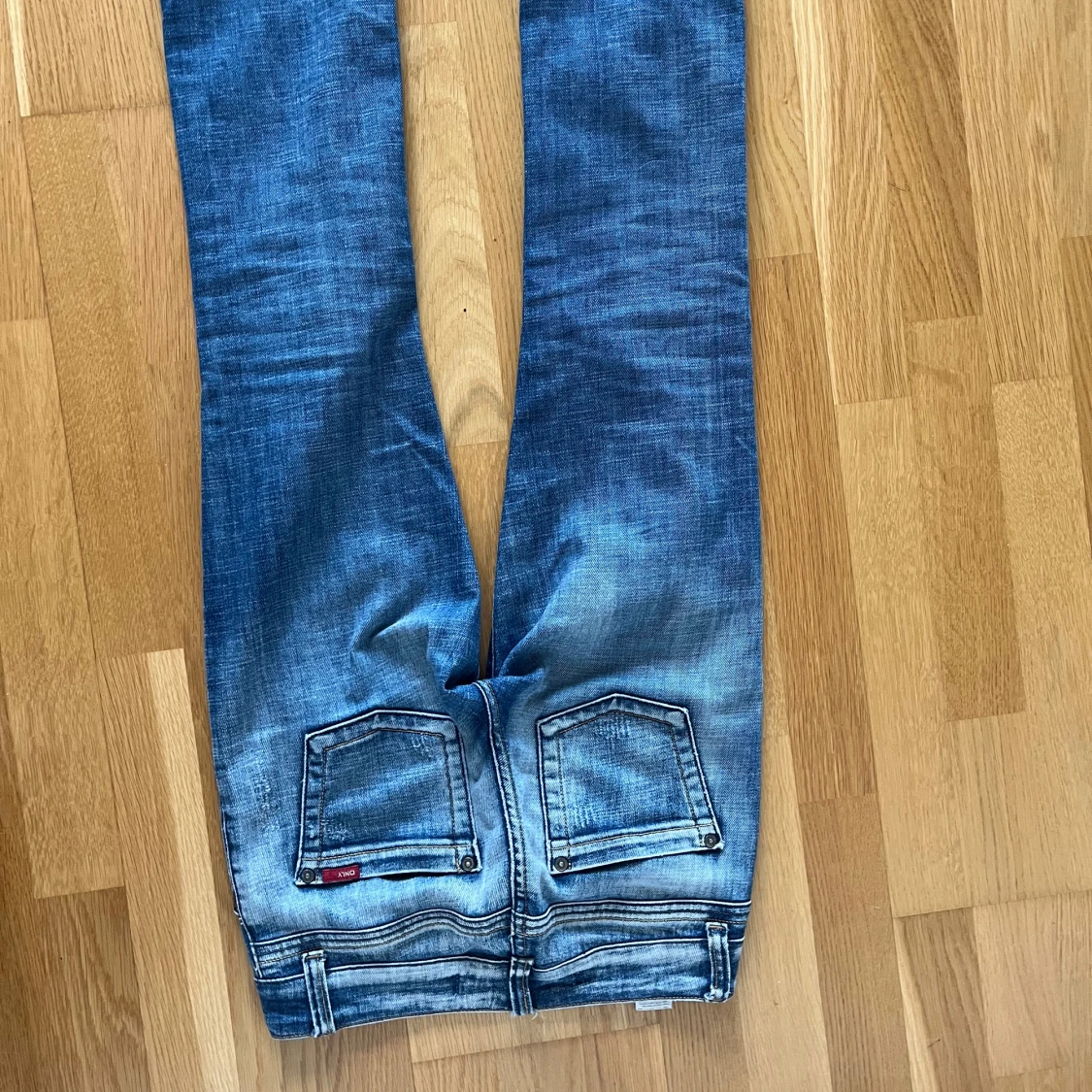 Blå jeans med låg midja - 2