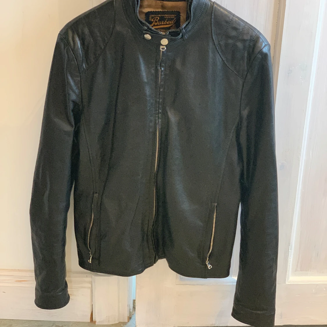 Svart skinnjacka från Barbed - 2