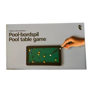 Mini biljardspel - Biljard pocket sized edition! Roligt att spela med familj och vänner.  Använd fåtal gånger, alla tillbehör finns kvar och är i mycket bra skick, endast kartongen har enstaka skavanker, men inga defekter!🌸öppen för prisförslag😊 Nypris 90kr
