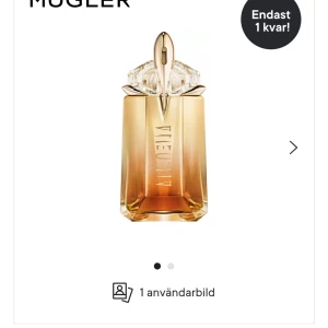 Alien Goddess Eau de Parfum från Mugler - Super god, säljer då jag börjat få migrän av stark parfym. 60ml och ca 75% kvar i flaskan. Köpt för 1600 på lyko för några månader sedan. 