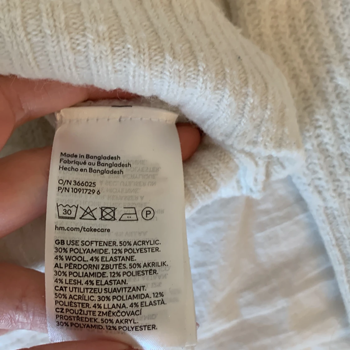 Vit croppad tröja från H&M - 3