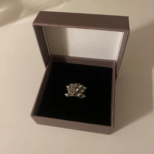 Edblad ring - Ring från edblad i minsta storleken 16,0mm.