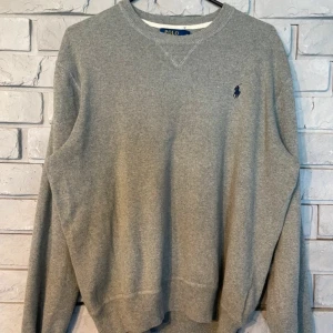 Ralph Lauren tröja - Schysst Ralph lauren tröja i storlek S