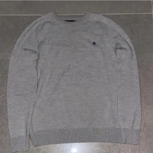 Morris pullover - Grå morris pulloveri riktigt fint skick 
