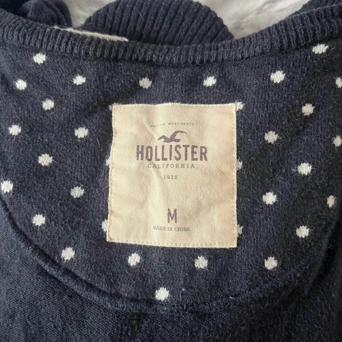 Svart kofta från Hollister med knappar - 1