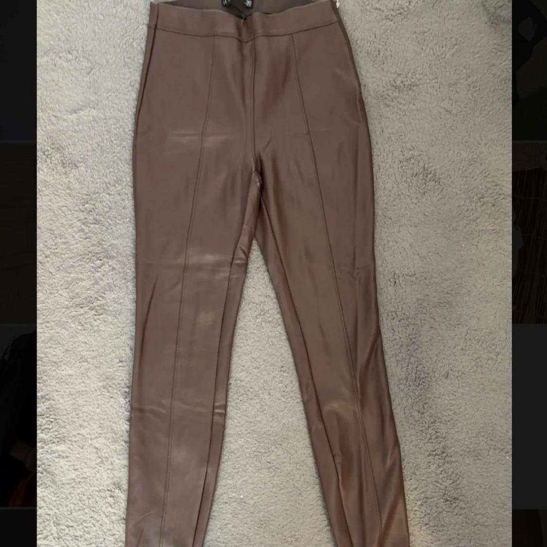 jeans, cargobyxor, kostym byxor, skinnbyxor