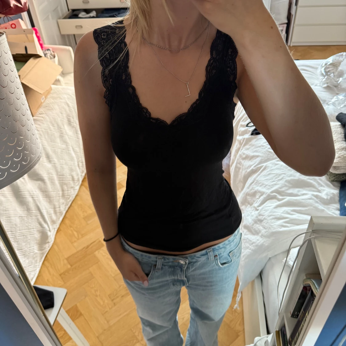 Svart spetslinne - 1