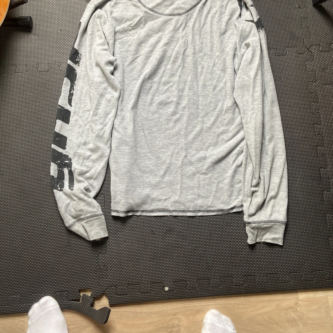 Grå långärmad tröja från GASP - 1