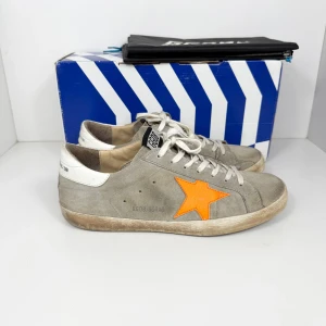 Golden Goose Superstar - Golden Goose Superstar. Box & dustbags medföljer. Skick: 8/10. Retail: 5,500 SEK.
