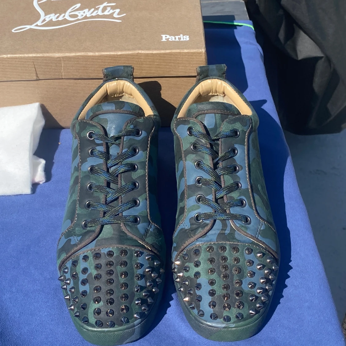 Christian Louboutin camo sneakers med nitar - 2