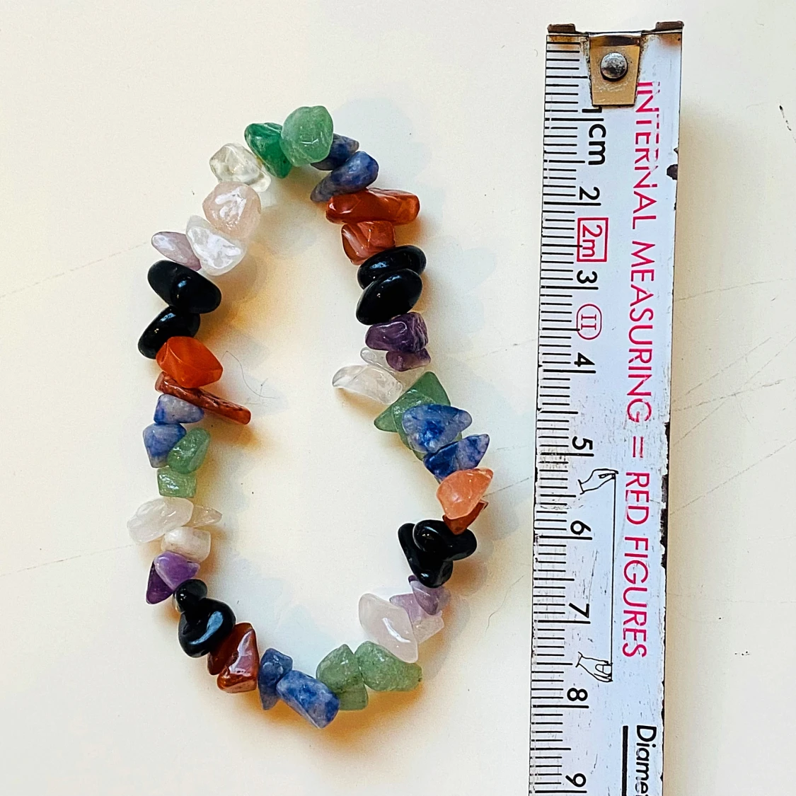 Färgglatt armband med stenar - 3