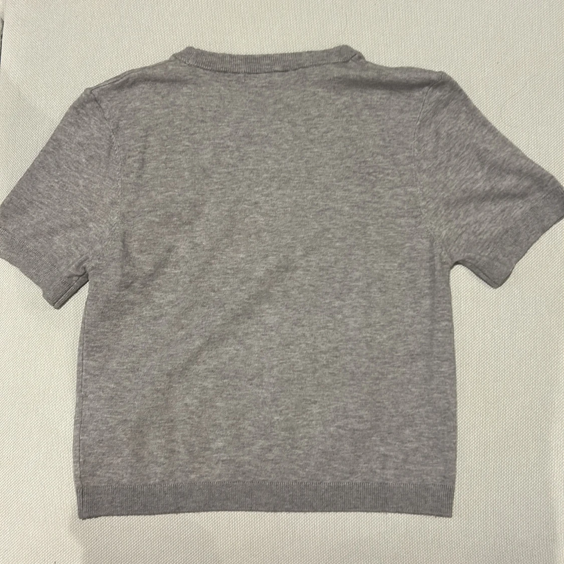 Grå kortärmad tröja Gina Tricot - 1