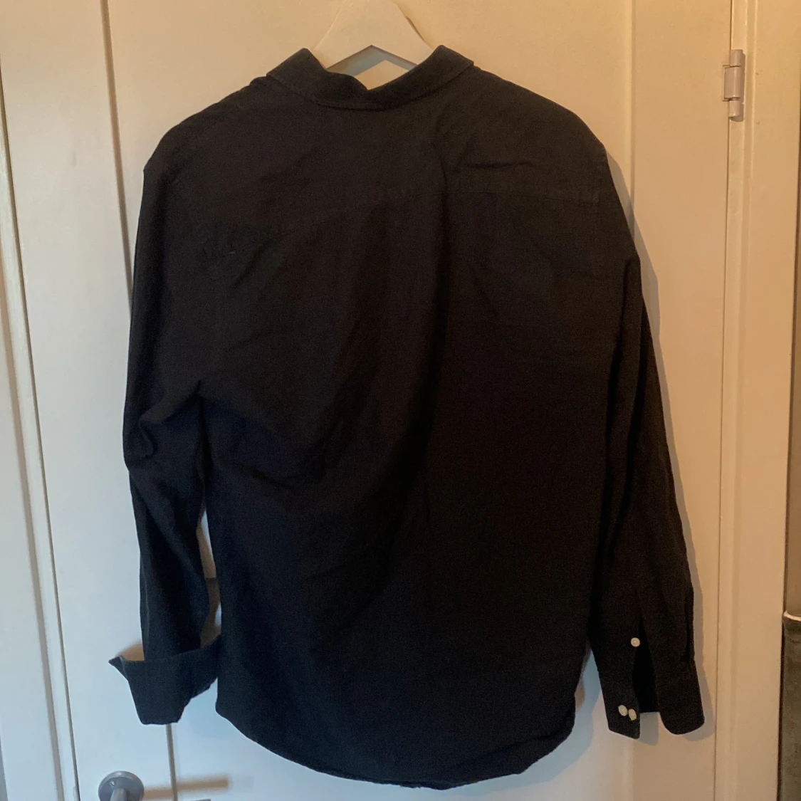 Svart skjorta från Morris, storlek M - 3