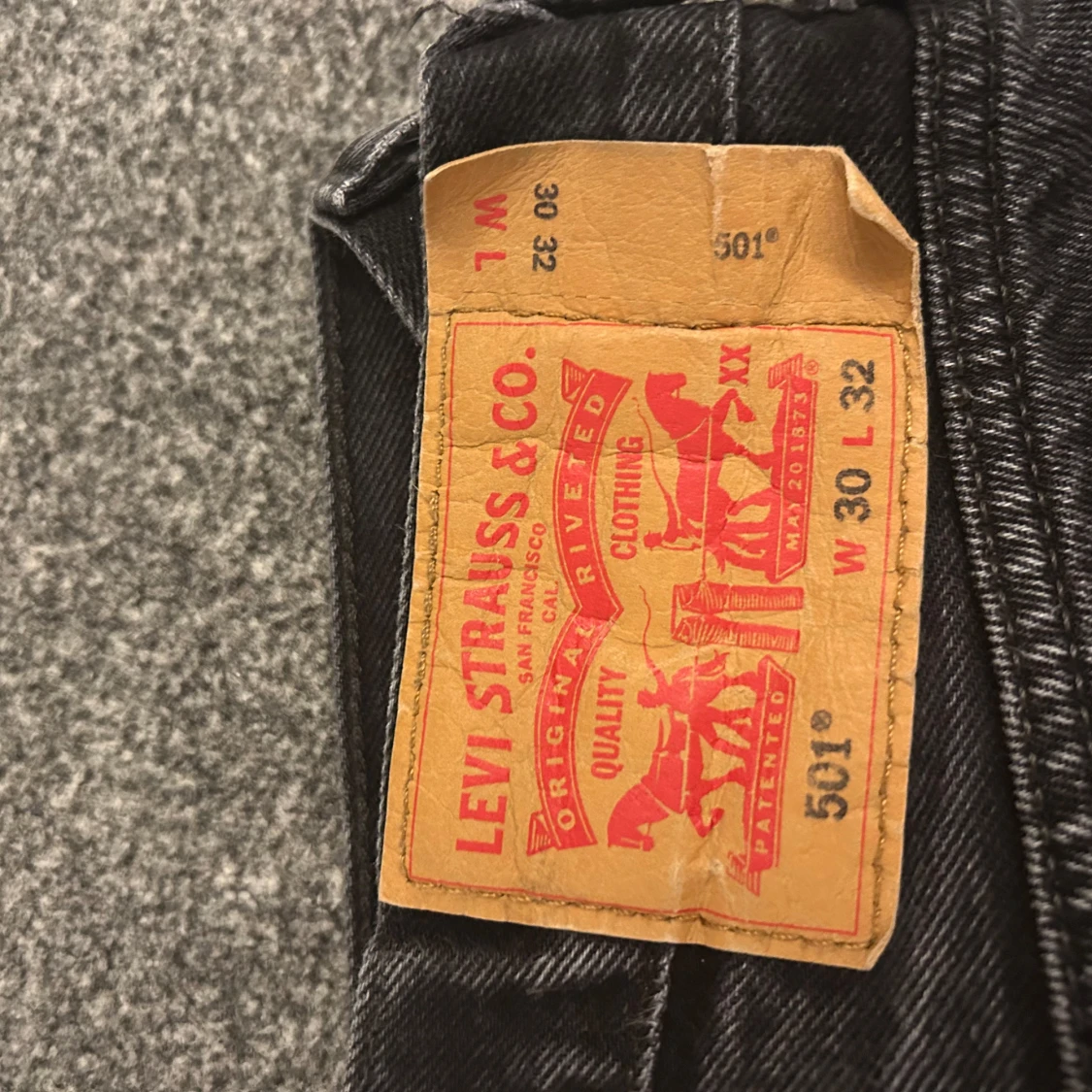 Svarta Levi's 501 jeans W30 L32 - 1
