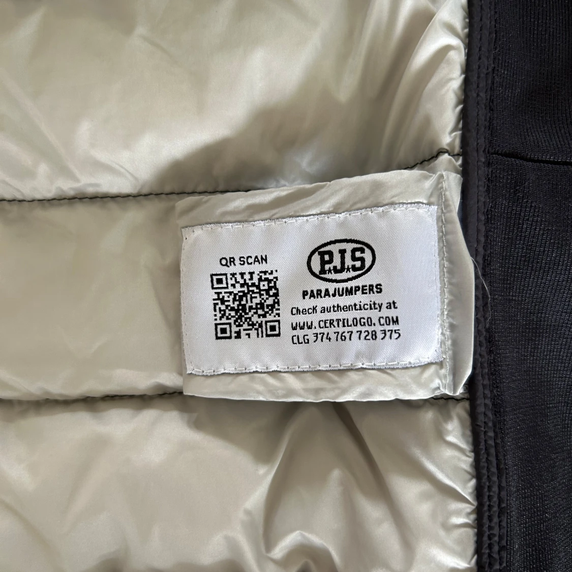 Dunväst från parajumper  - 2