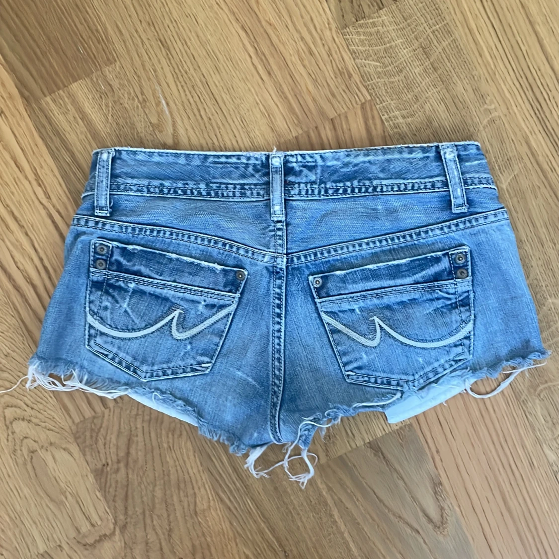 Blå jeansshorts från LTB 1948 - 1