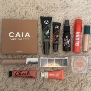Smink - Ett paket med olika sminkprodukter :) Priset gäller för allt på bilden! Vissa är helt nya, vissa använda/testade (skriv privat för fler bilder & info)!! ☺️
