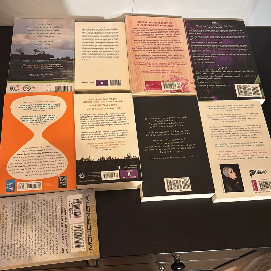 Böcker kända från bla. Tiktok - 1