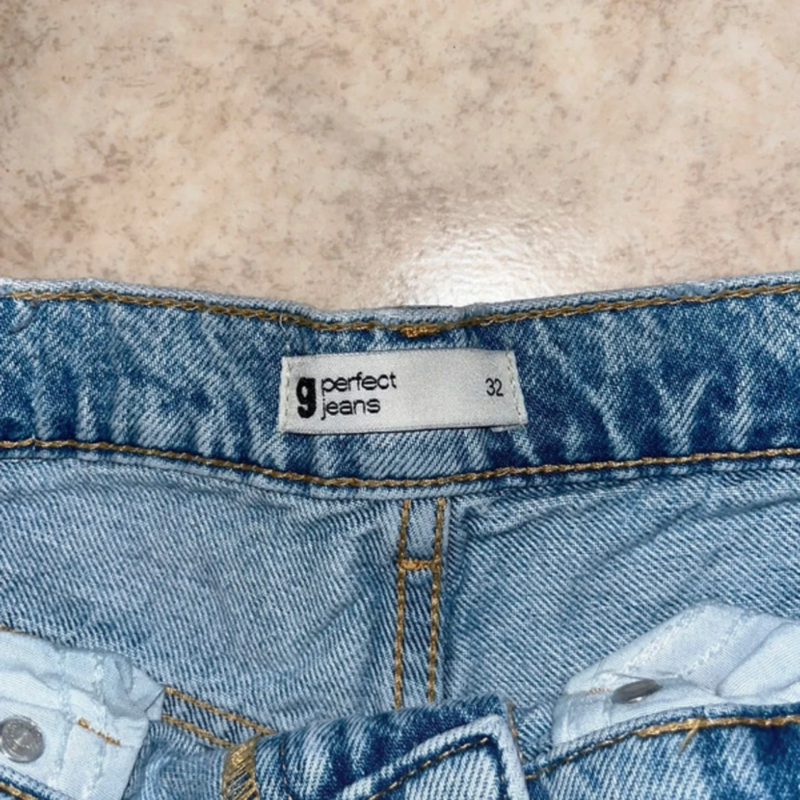 Blå straight jeans från Gina Tricot  - 2