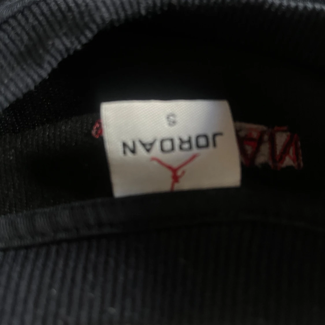 Svart crewneck från Jordan, storlek S - 2