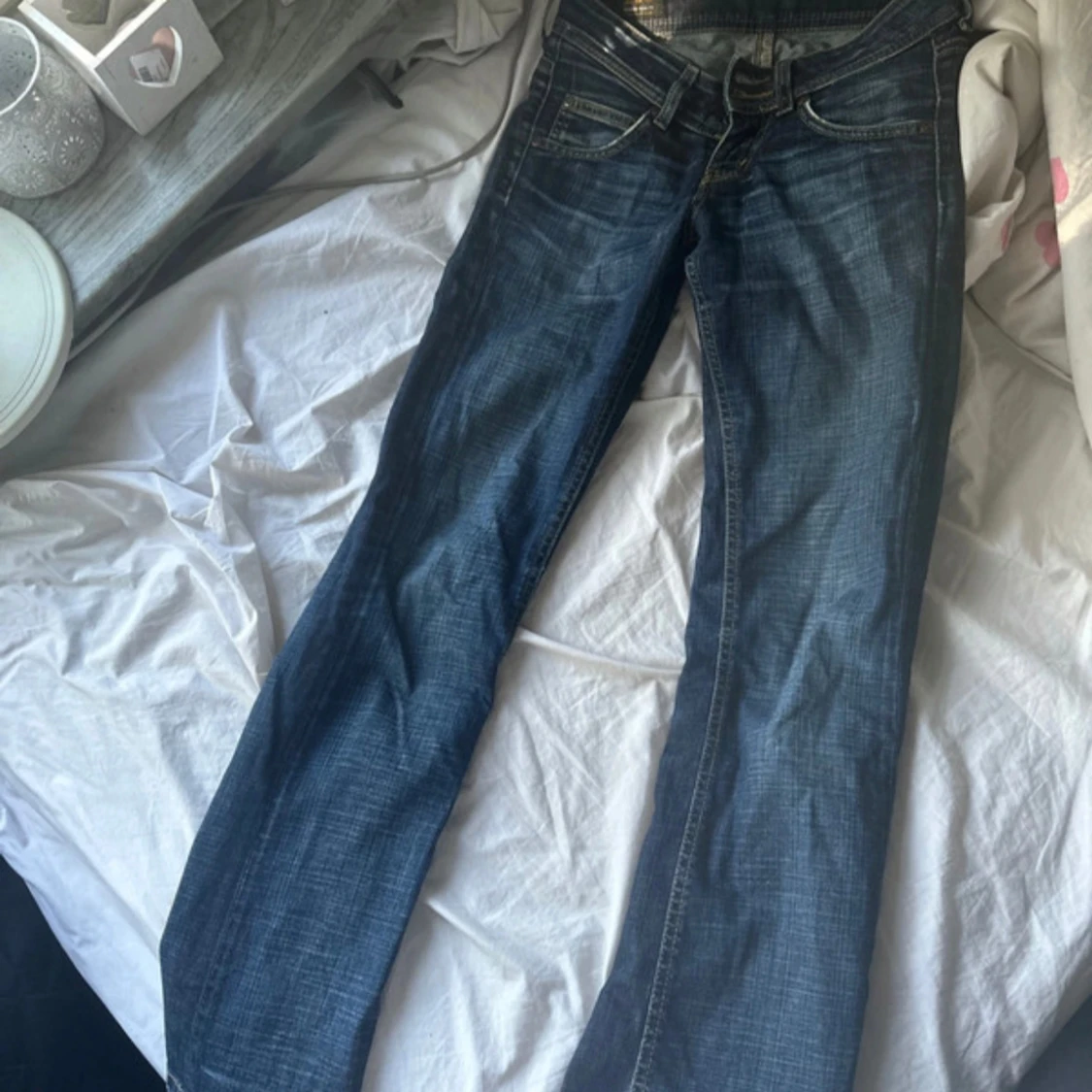 Blå bootcut jeans från Lee