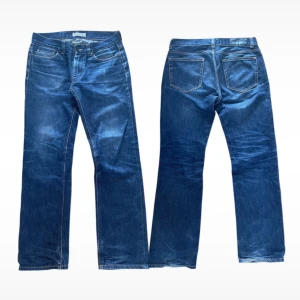 Acne Studios Raw Denim  - Length: 102 cm! Waist:39 cm Leg opening:18 cm! Very good condition and they can fade a lot more due to a lot of indigo is left on the jeans!