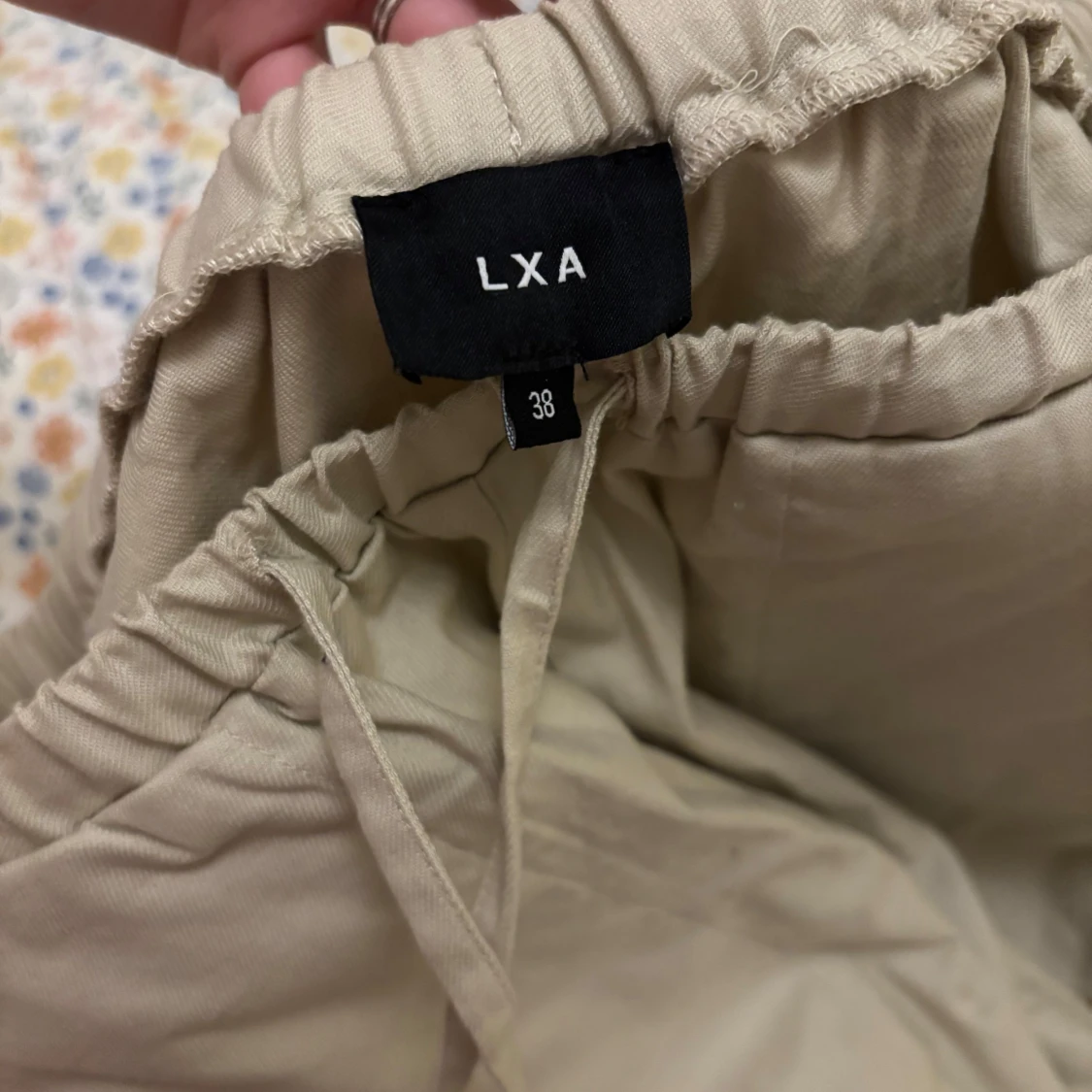 Beiga wide byxor från LXA, strl 38 - 2