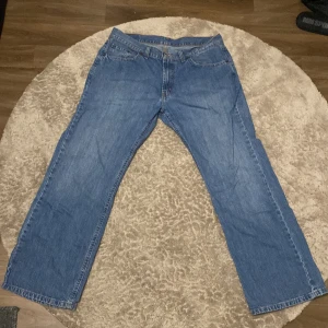 Jeans från Mc Gordon - Säljer dessa jeans från Mc Gordon då dem inte kommer till användning längre, sitter skönt! 😁