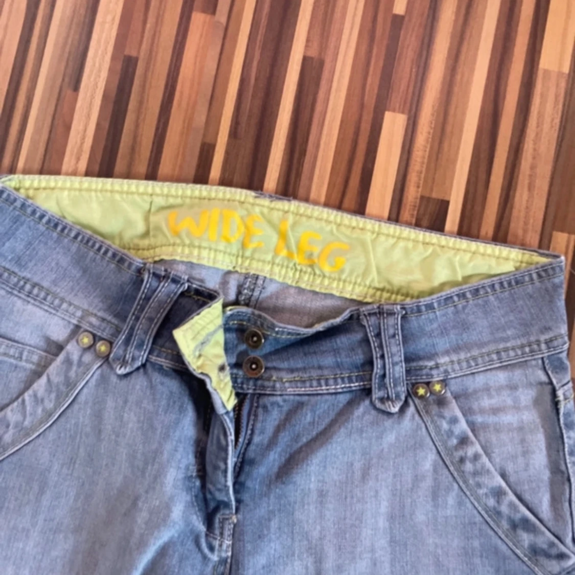 Lågmidjade jeans - 1