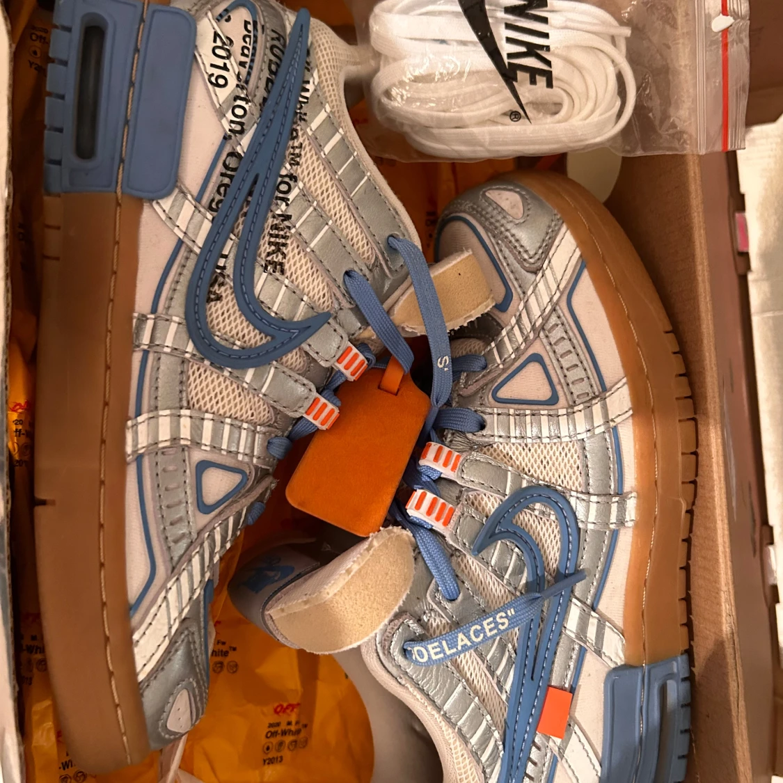 Nike Off-White sneakers i silver och blå - 3