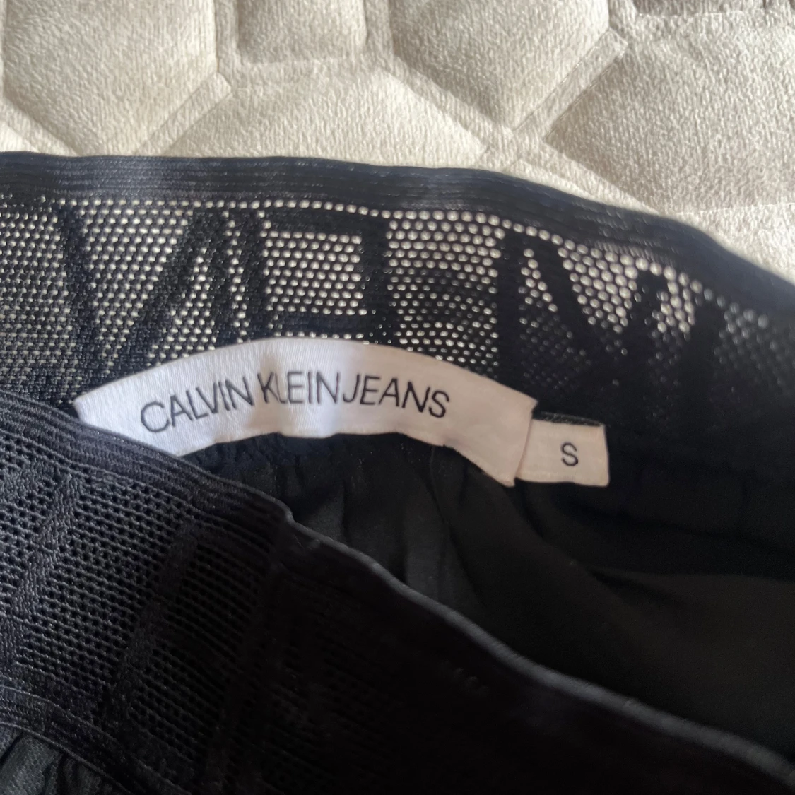 Svart långkjol från Calvin Klein Jeans - 3