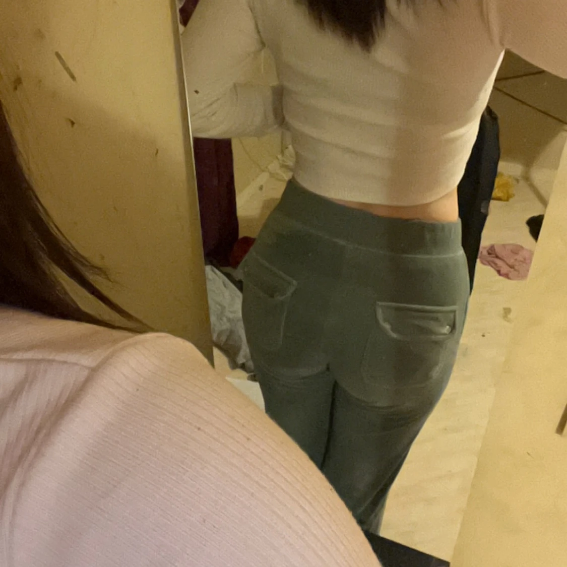 Gröna mjukisbyxor med snörning - 1