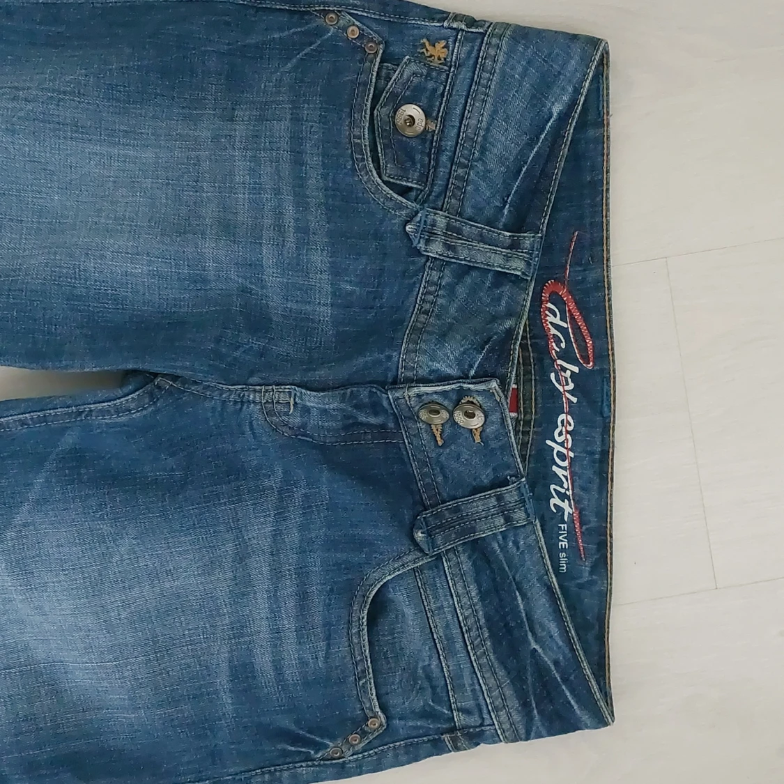 Blå jeansbyxor från Esprit - 1