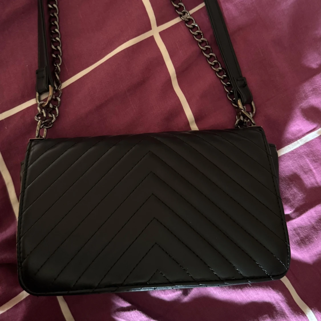 Svart axelväska - 1