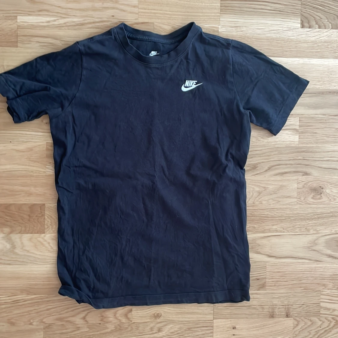 Svart t-shirt från Nike
