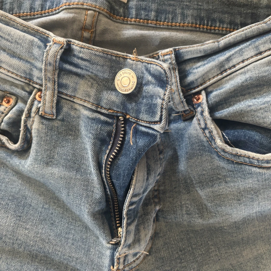 Blå bootcut jeans från Perfect Jeans - 2