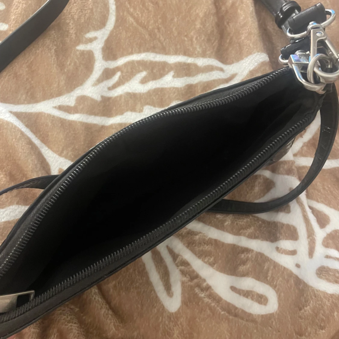 Svart axelväska - 2
