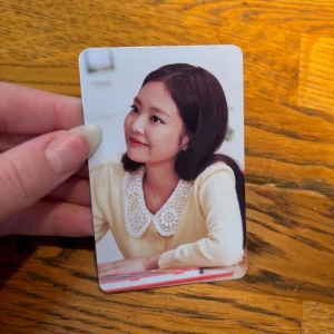 Blackpink Jennie pob photocard  - Blackpink The Game pre order benefit photocard från Synnara