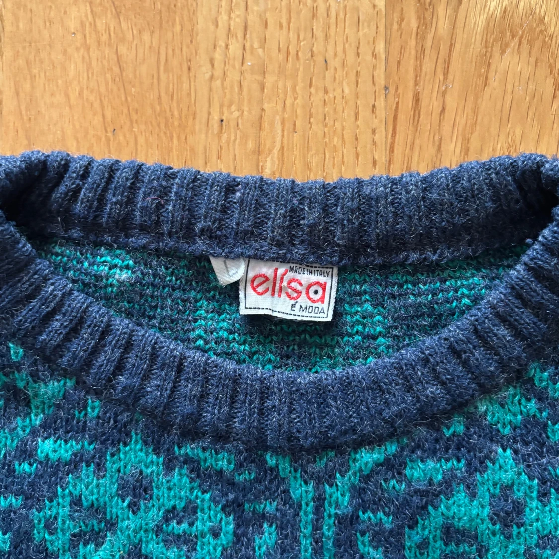 Blå och turkos mönstrad tröja från Elisa - 2