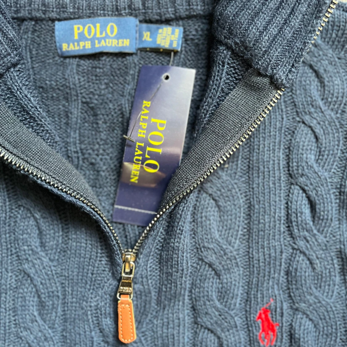 Mörkblå stickad tröja från Ralph Lauren LÄS BESKRIVNING - 1