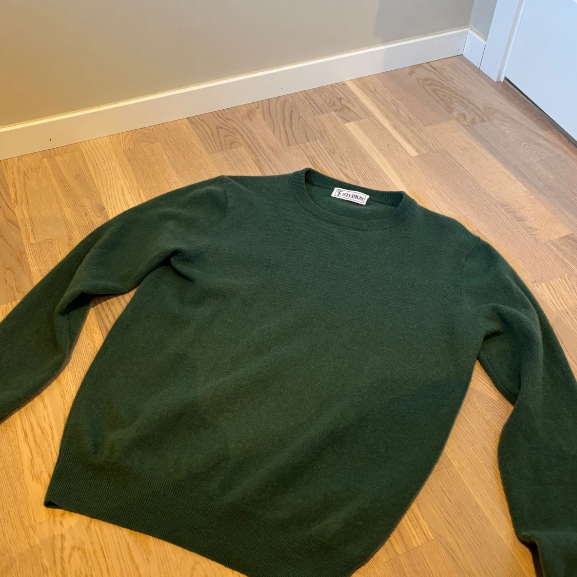 Grön kashmir tröja Studios