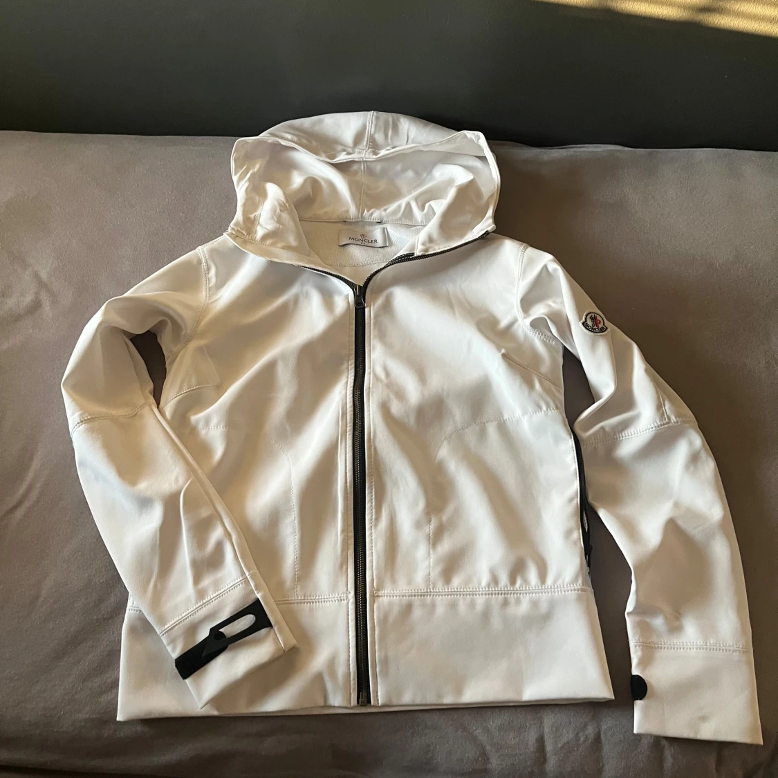 Vit jacka från Moncler