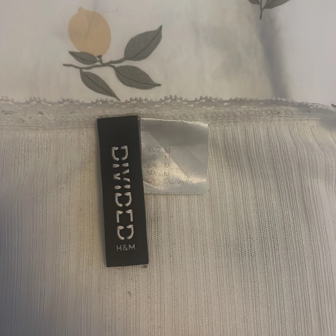 Vit ribbad topp från H&M - 2