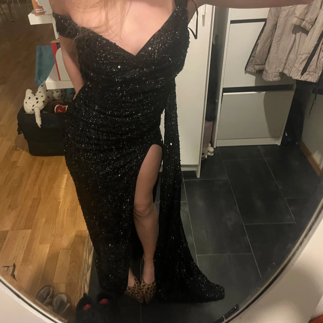 Svart Glittrig Balklänning med slits - 2