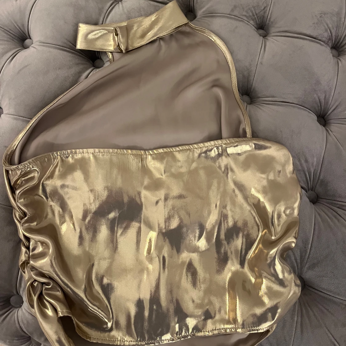 Guldig halterneck topp från Zara - 1