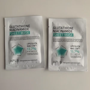 Glutathione Niacinamide Sheet Mask från APLB - Säljer varsin för 15kr
