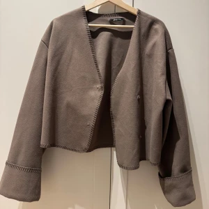 Vårjacka  - Använd några gånger 😇