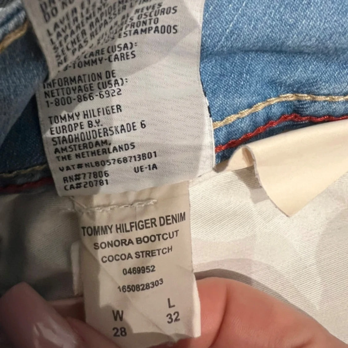 Snygga låga jeans  - 1