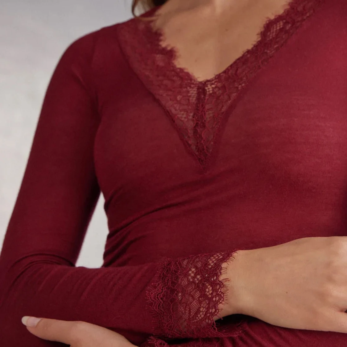 Vinröd Intimissimitröja med spets - 1